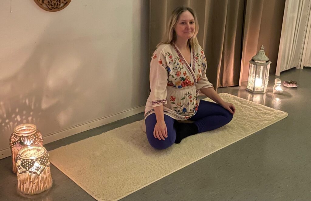 Anna gör yinyoga